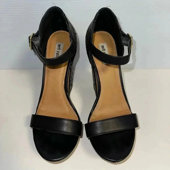 Women's Not Rated Black Wedges Size 7.5 - Picture 2 of 11